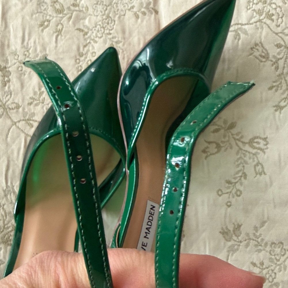 Steve Madden Emerald Slingback Heels size 8M - Picture 5 of 11